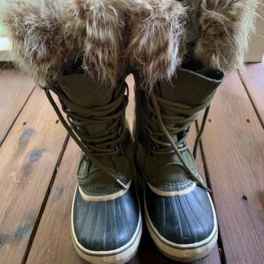 Sorel Winter Boots (Joan or Arctic Winter Boot)